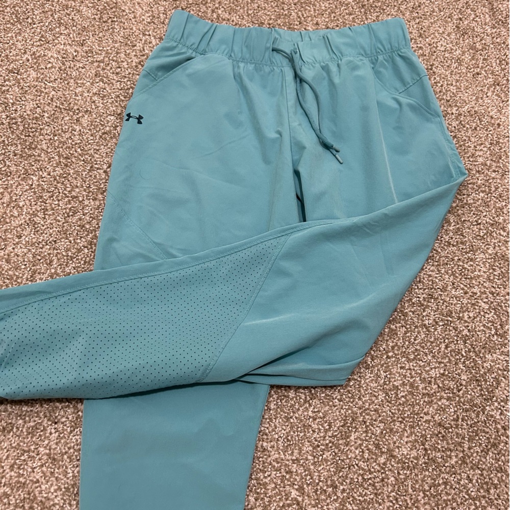 Under Under Joggers